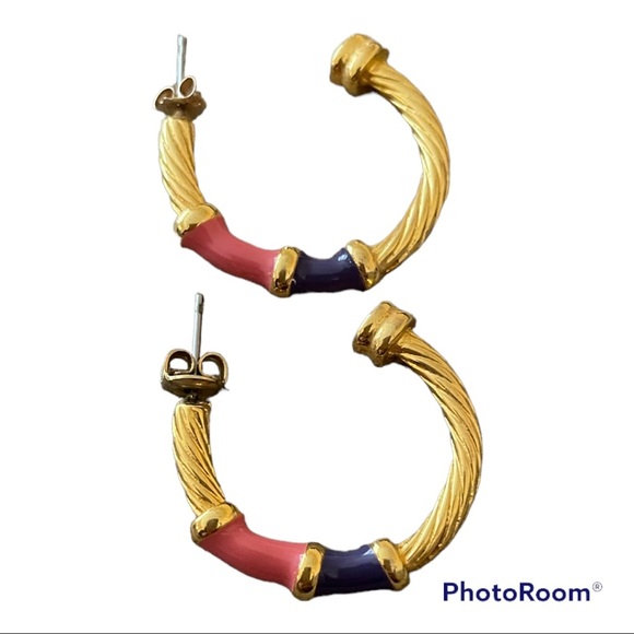 Jewelry - Half hoop fashion pierced earrings